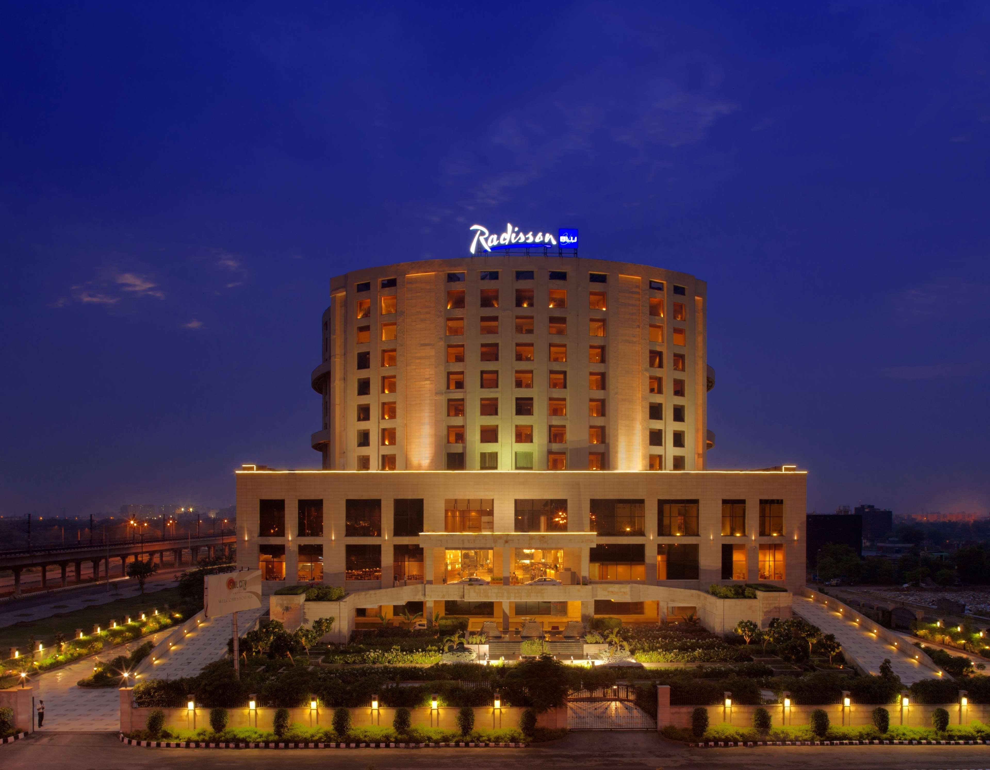 Radisson Blu Hotel New Delhi Dwarka מראה חיצוני תמונה Radisson Blu Hotel, Faridabad
