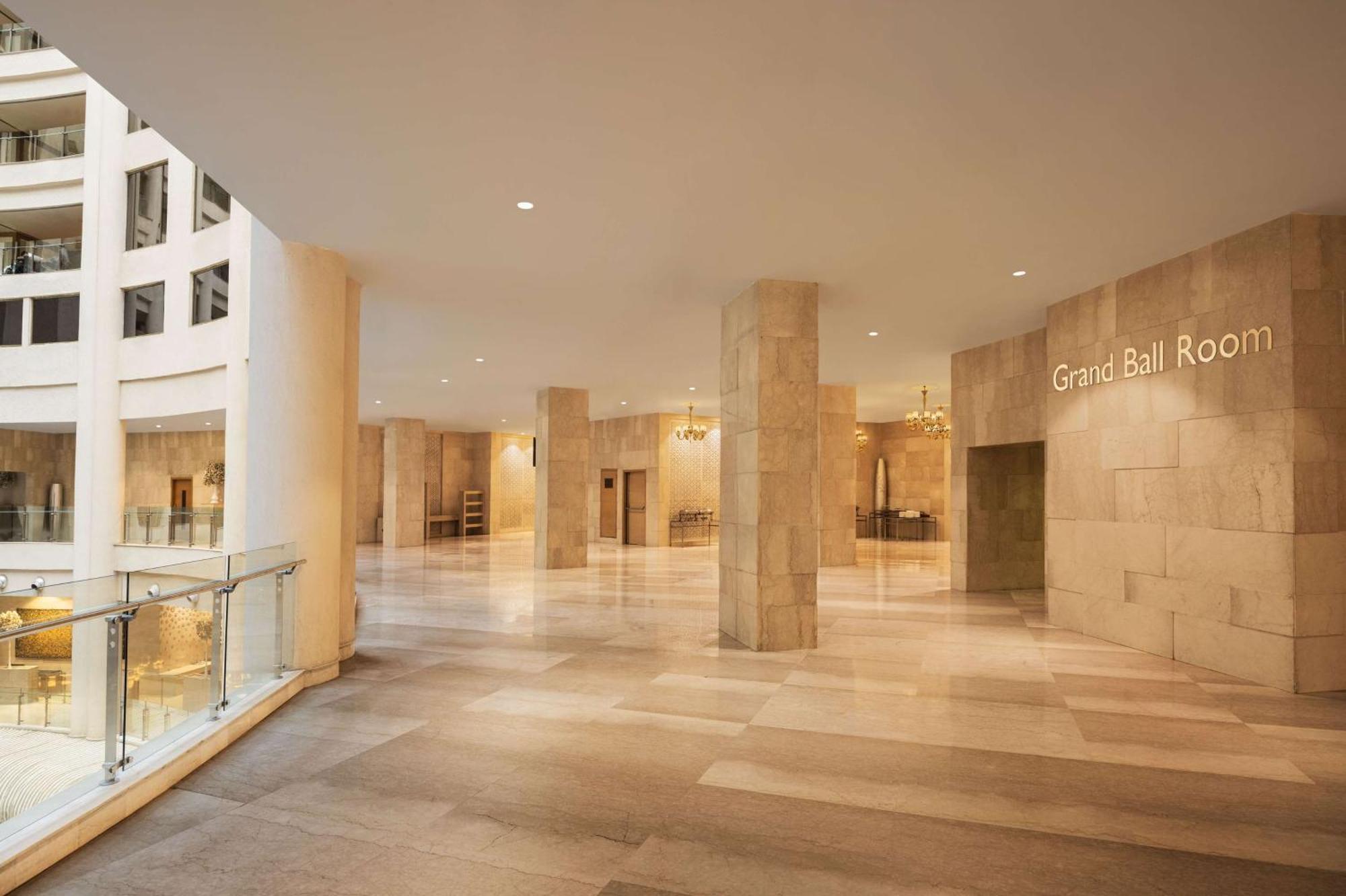 Radisson Blu Hotel New Delhi Dwarka מראה חיצוני תמונה The Grand Ballroom