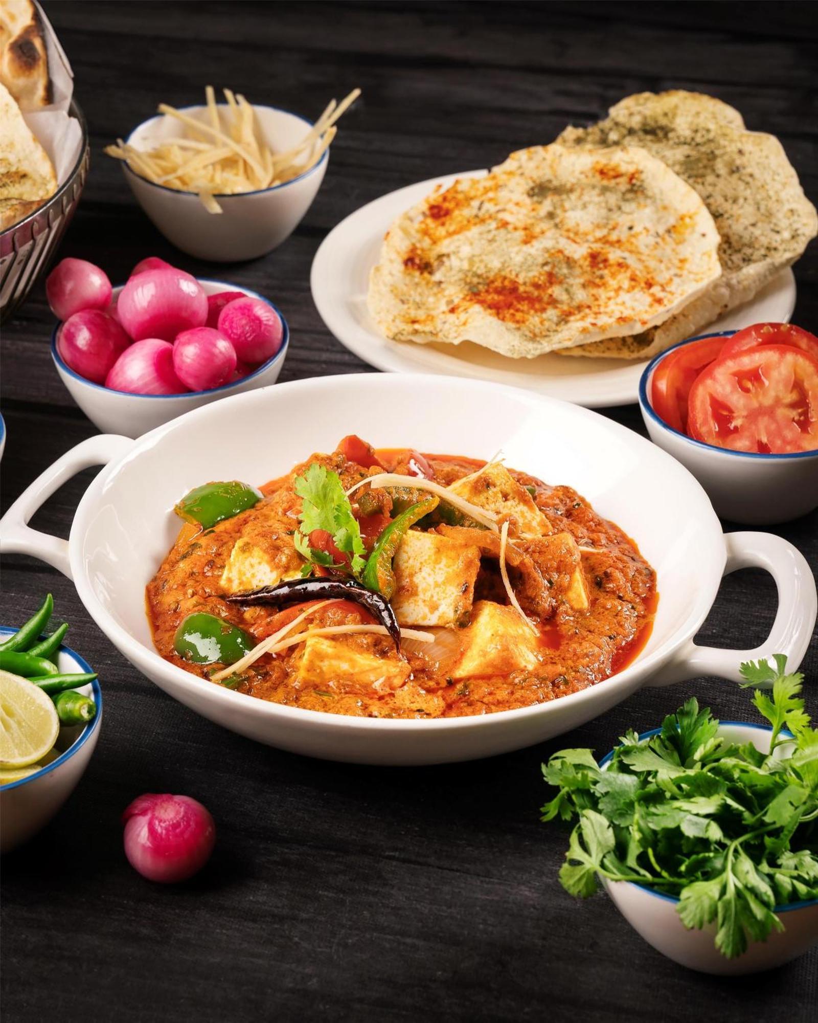Radisson Blu Hotel New Delhi Dwarka מראה חיצוני תמונה