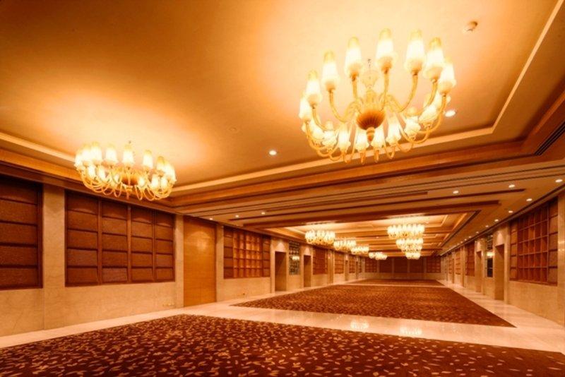 Radisson Blu Hotel New Delhi Dwarka מראה פנימי תמונה The Grand Ballroom