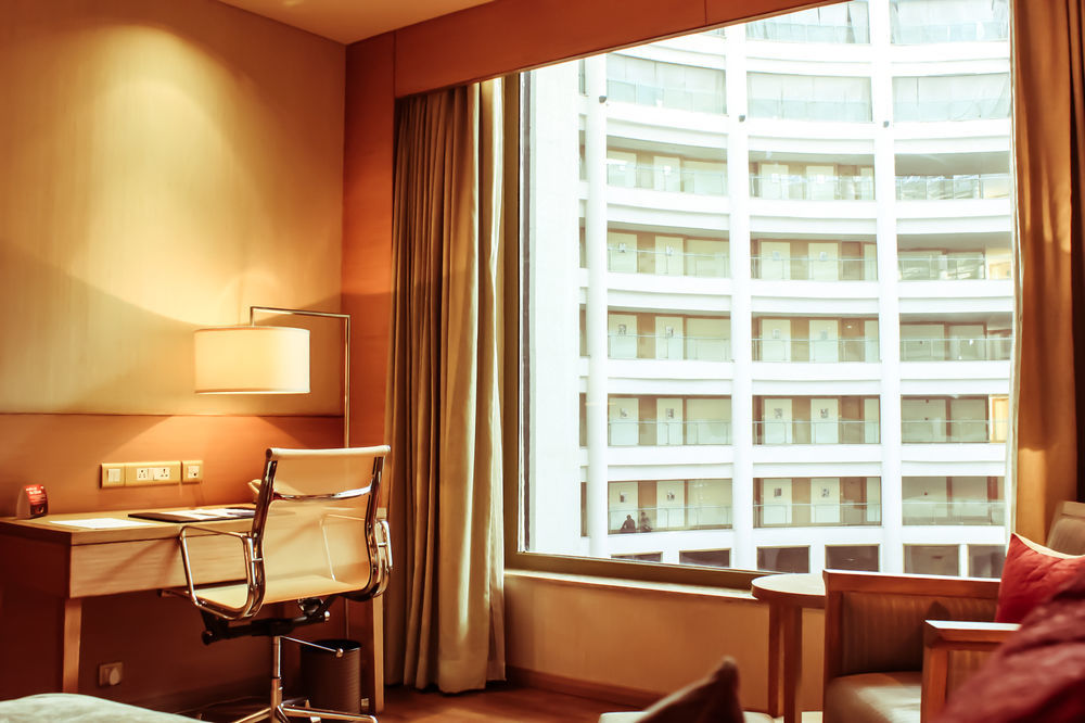 Radisson Blu Hotel New Delhi Dwarka חדר תמונה A room at the hotel